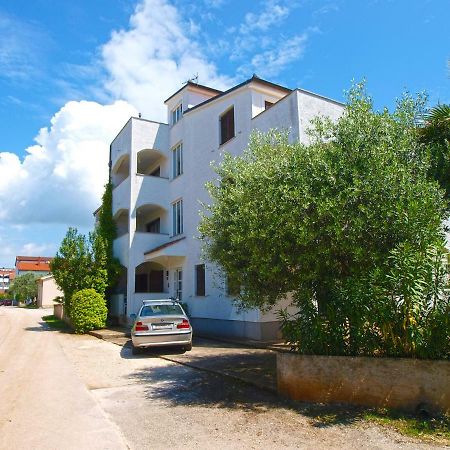 Apartments Sebastian 1842 Fazana Exterior photo